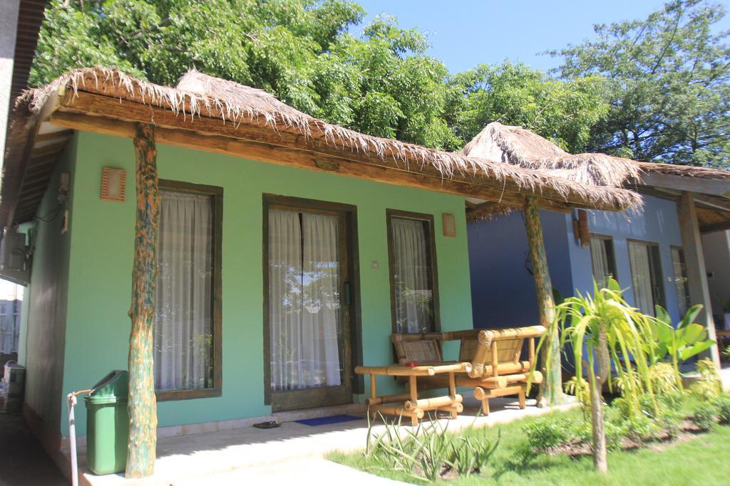 Maha Putri Bungalows Gili Trawangan Habitación foto